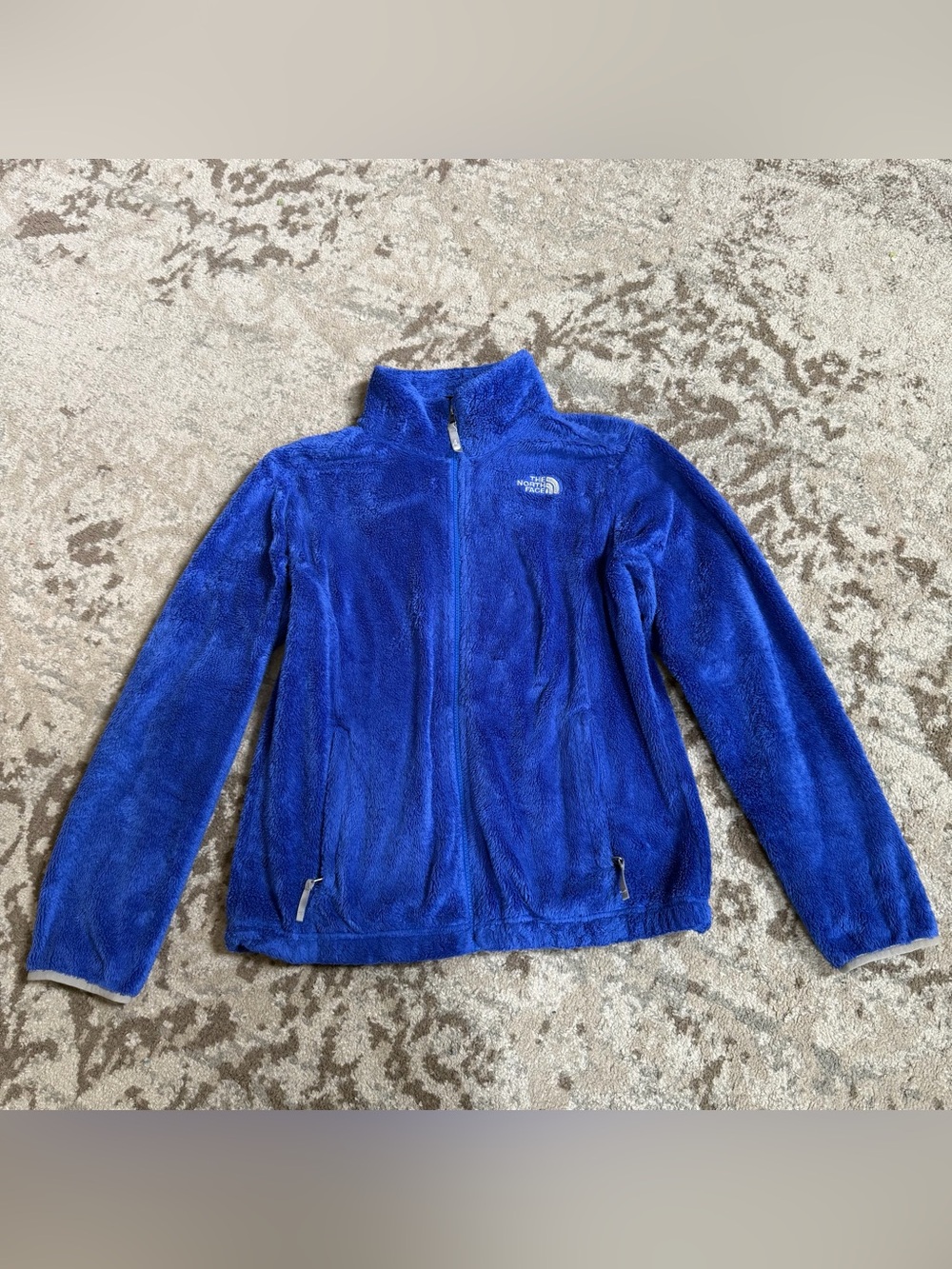 The North Face royal blue fleece fuzzy girls XL 18 Zip up jacket logo
